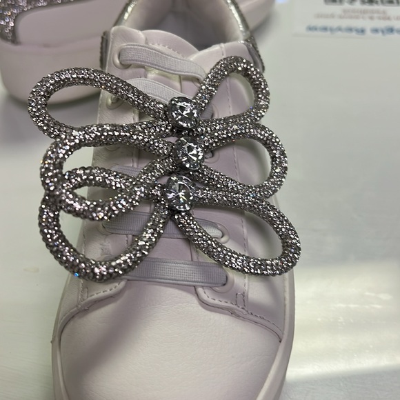 Stylish White women's Shoes with Glitter Accents - Picture 2 of 5